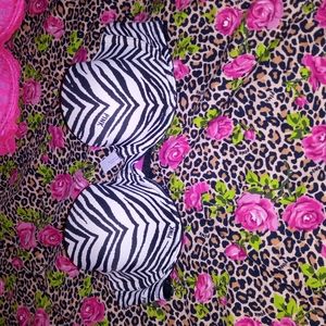 Victorias secret strapless bra
